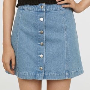 Women’s Light denim button up skirt